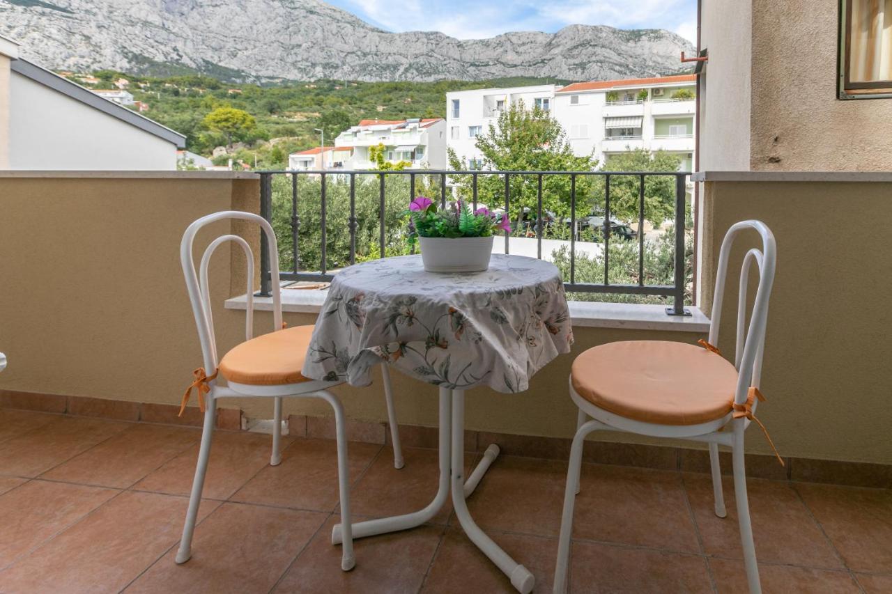 Apartments Barba Тучепи Екстер'єр фото