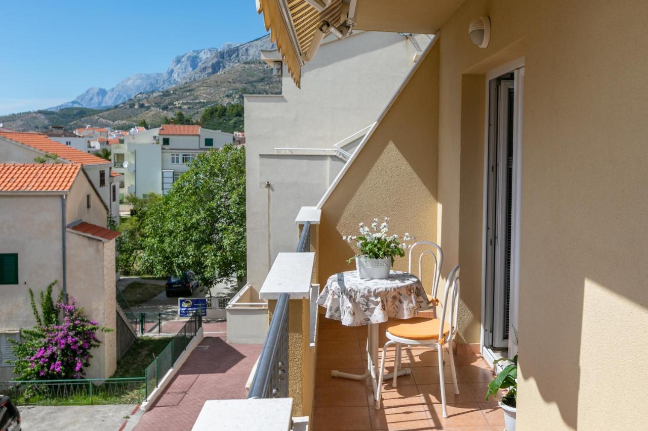 Apartments Barba Тучепи Екстер'єр фото