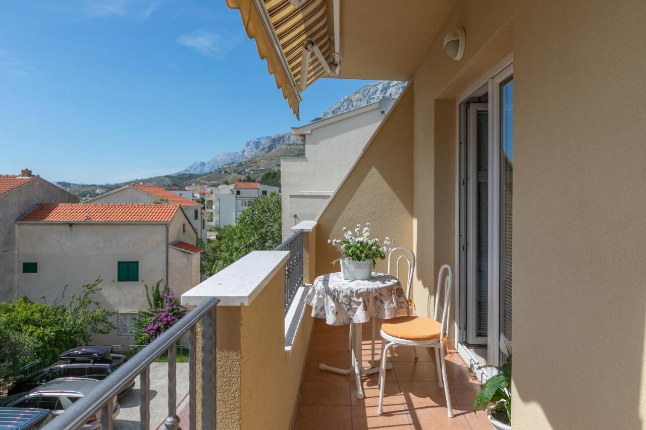 Apartments Barba Тучепи Екстер'єр фото