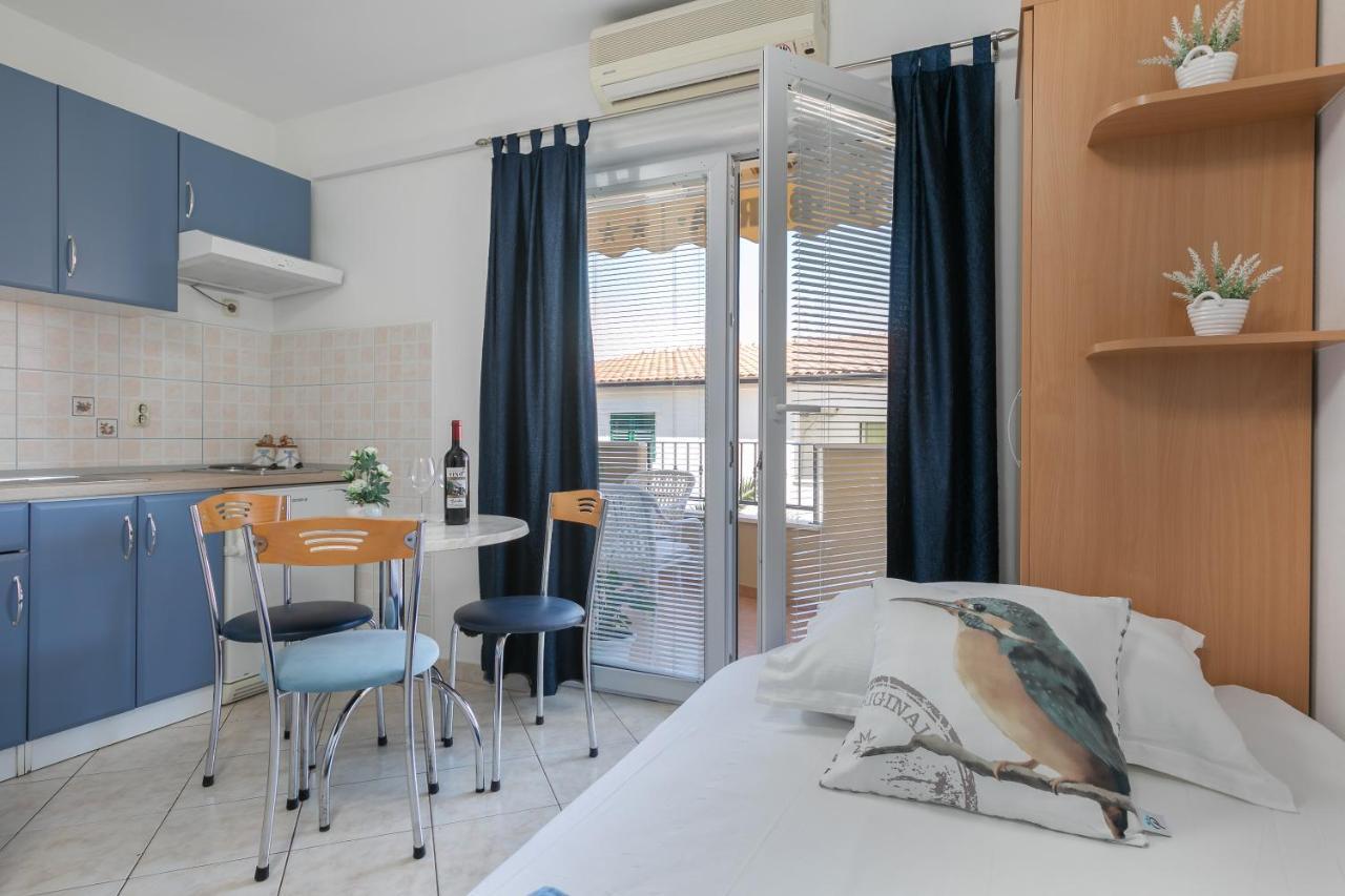 Apartments Barba Тучепи Екстер'єр фото