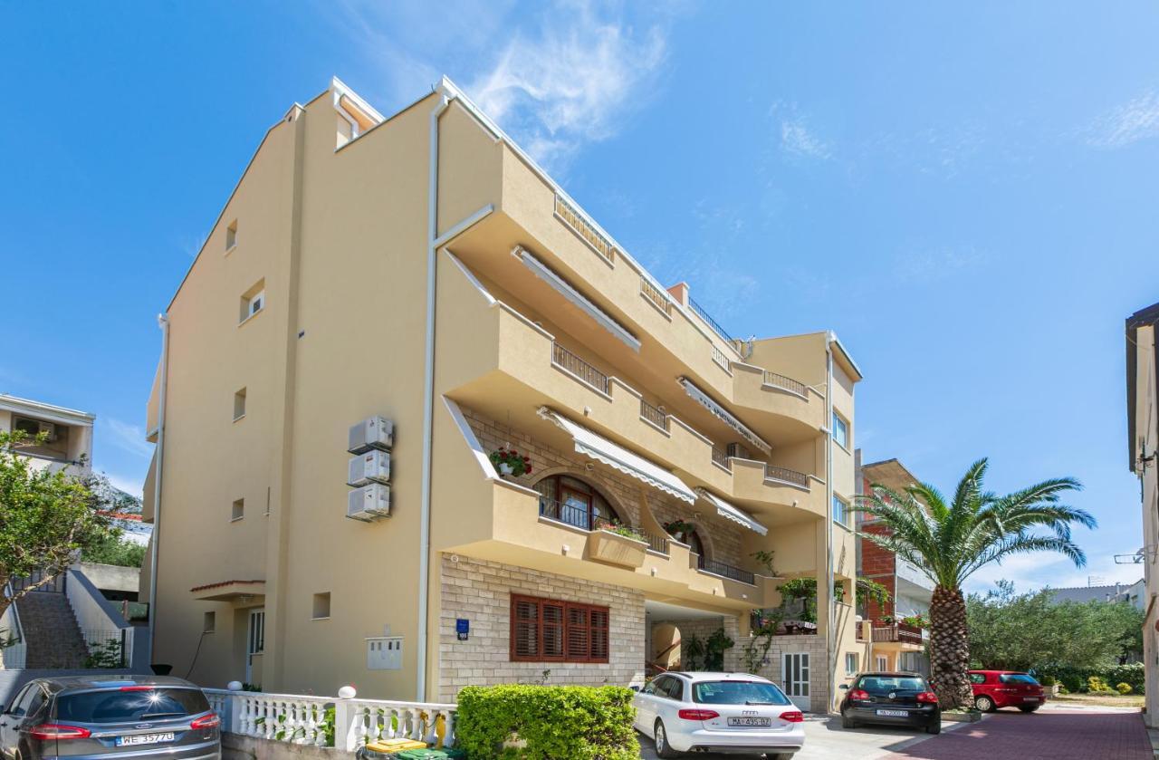 Apartments Barba Тучепи Екстер'єр фото