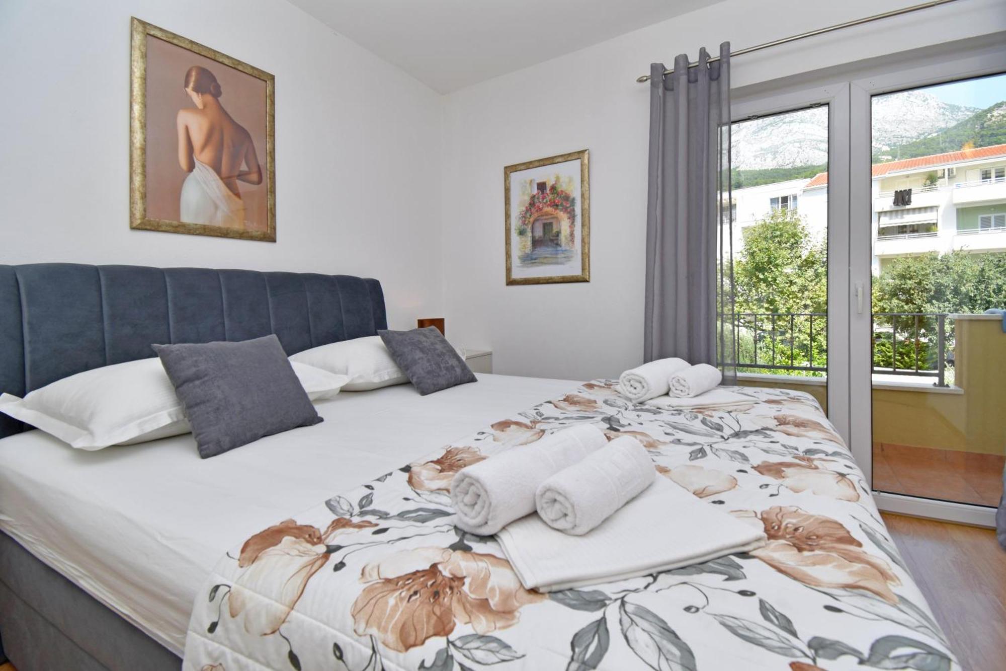Apartments Barba Тучепи Екстер'єр фото